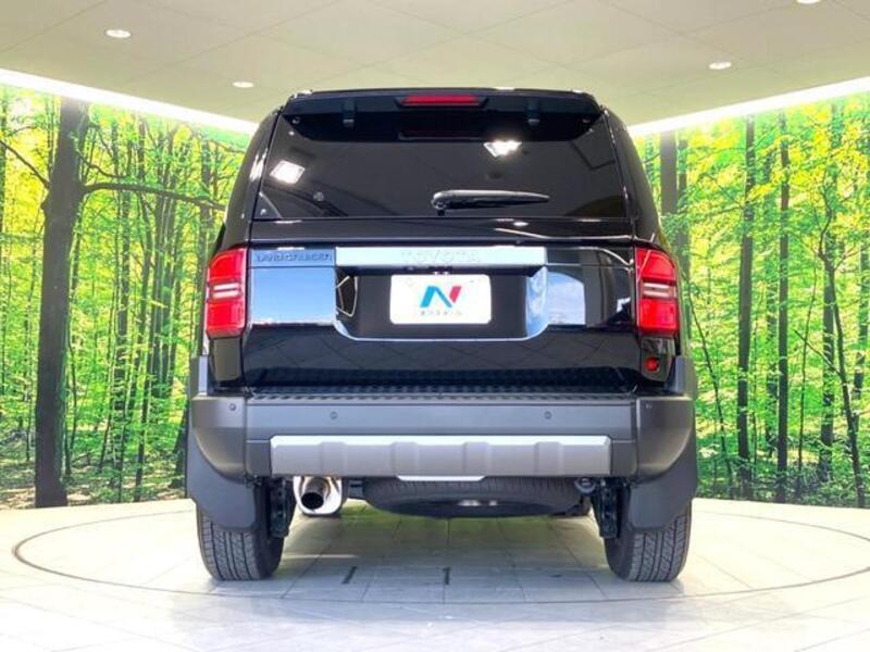 LAND CRUISER 250