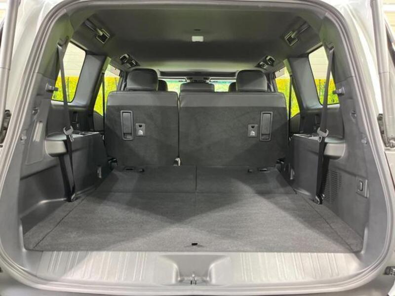 LAND CRUISER 250
