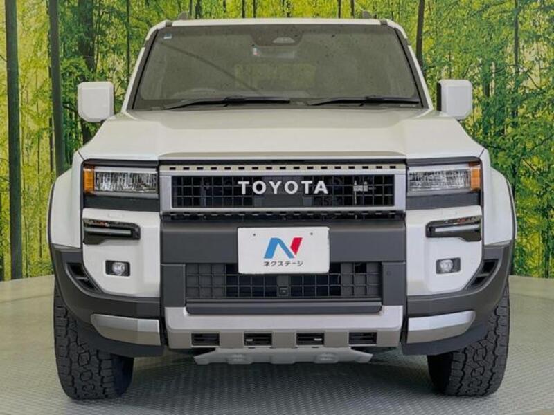 LAND CRUISER 250