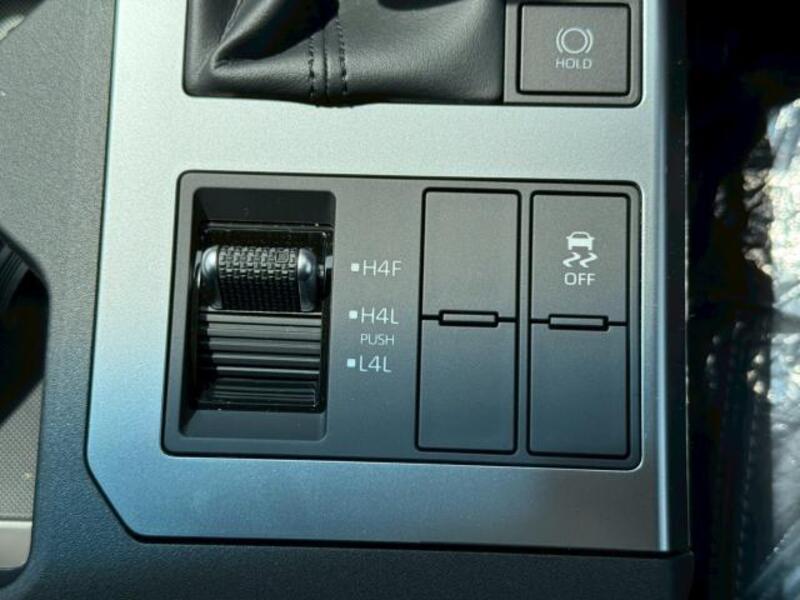 LAND CRUISER 250