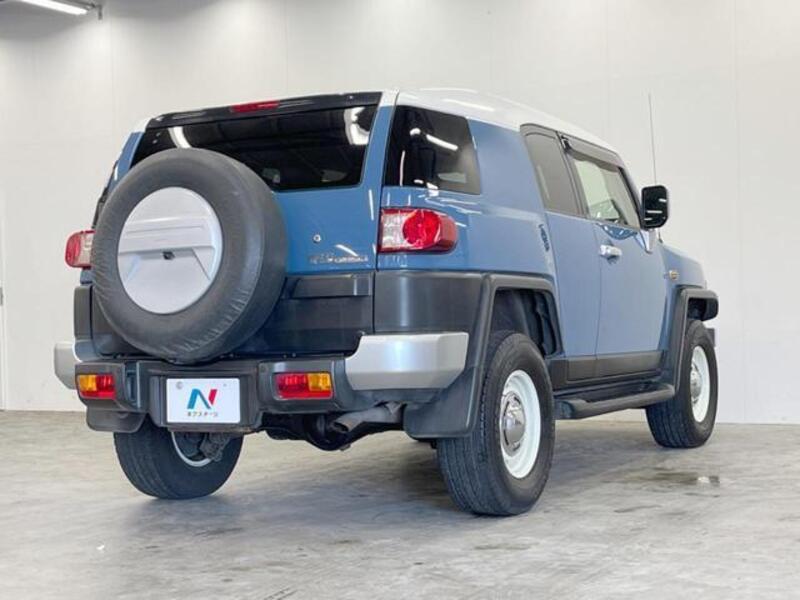 FJ CRUISER