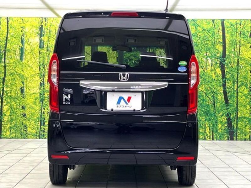 N BOX