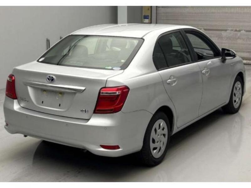 COROLLA AXIO