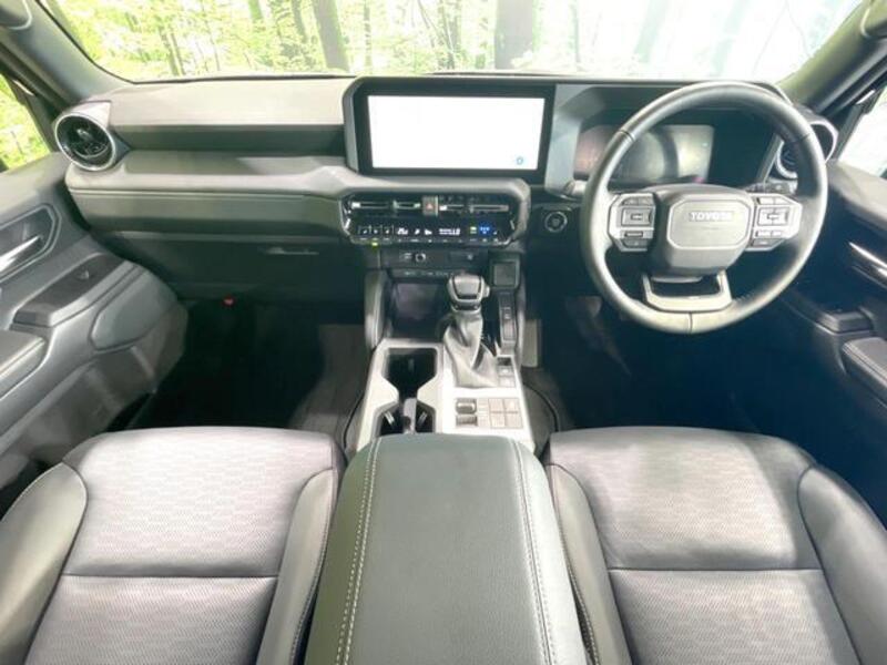 LAND CRUISER 250