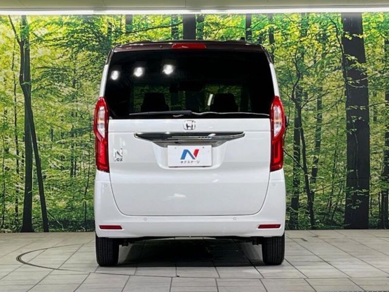 N BOX