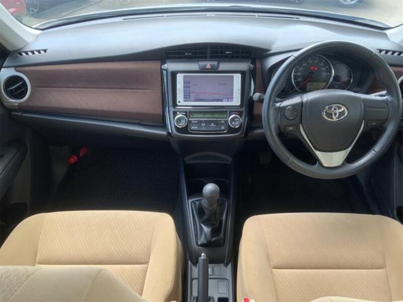 COROLLA AXIO