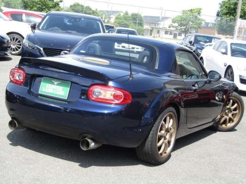ROADSTER