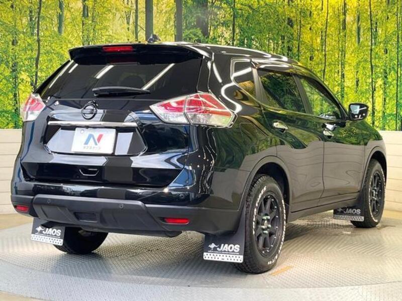 X-TRAIL