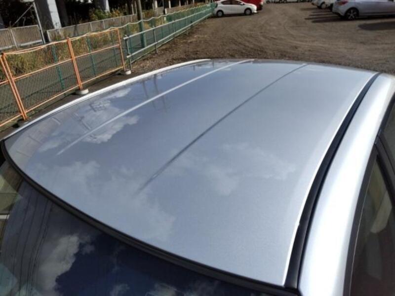 COROLLA AXIO