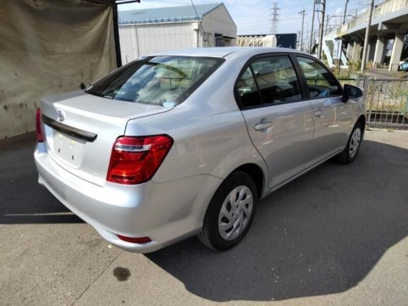 COROLLA AXIO