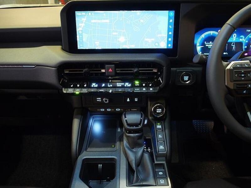 LAND CRUISER 250