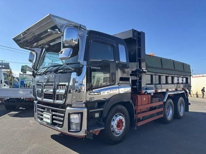 ISUZU GIGA