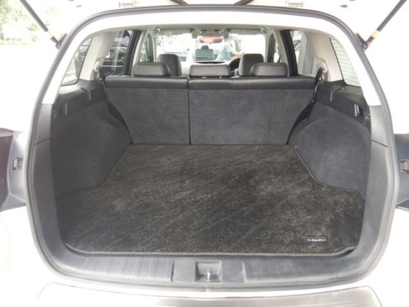 LEGACY OUTBACK