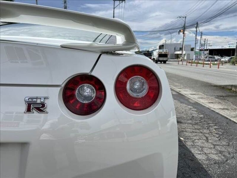 GT-R