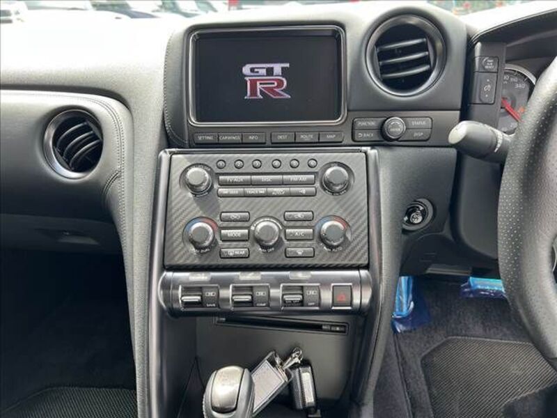 GT-R