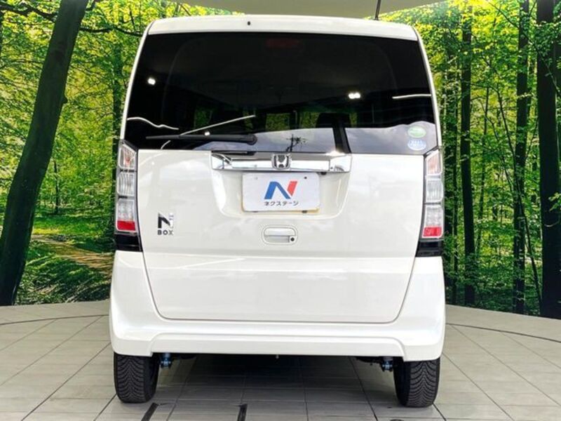 N BOX