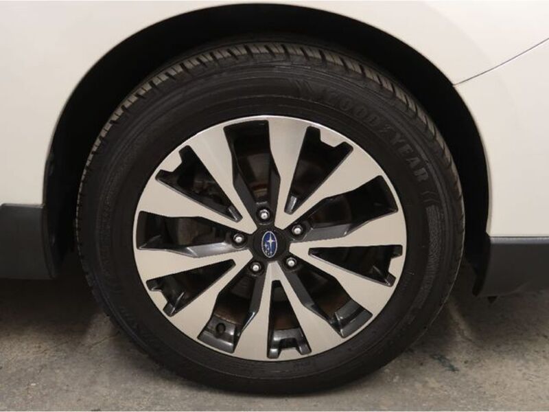 LEGACY OUTBACK