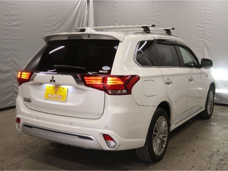 OUTLANDER PHEV