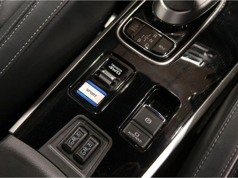 OUTLANDER PHEV