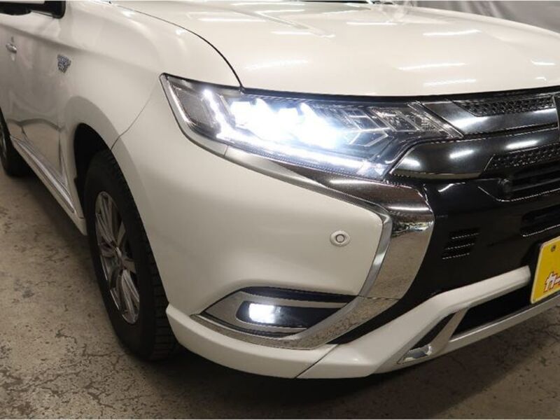 OUTLANDER PHEV