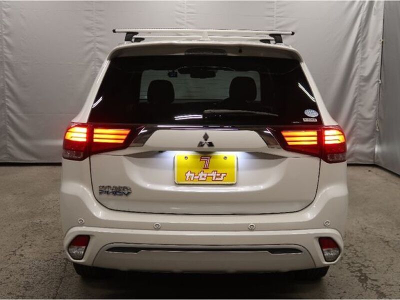 OUTLANDER PHEV