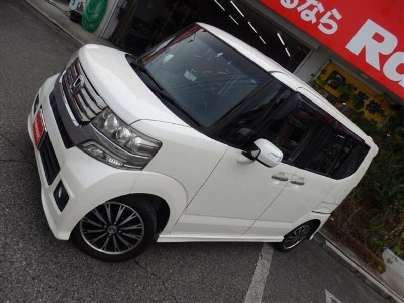N BOX CUSTOM