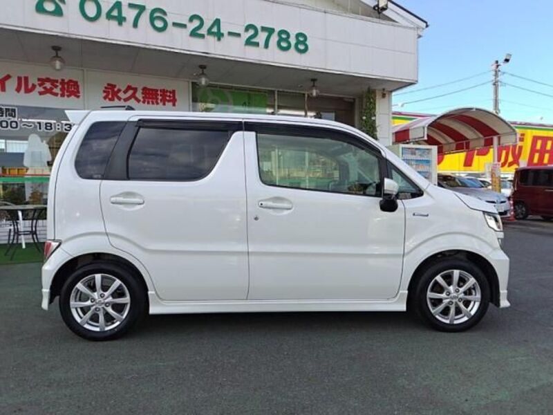 WAGON R