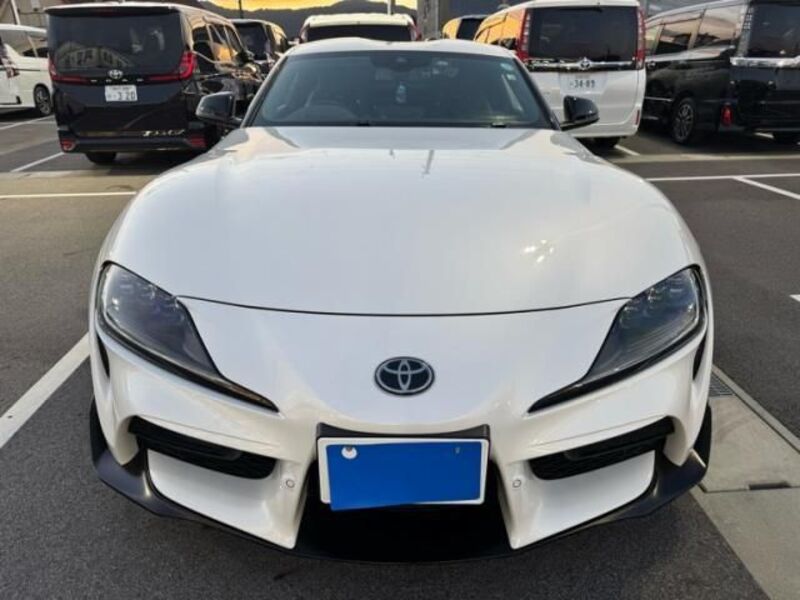 TOYOTA SUPRA