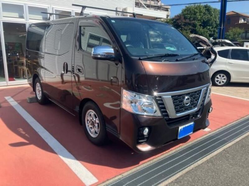 NV350 CARAVAN-0