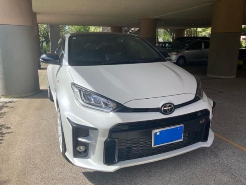 GR YARIS