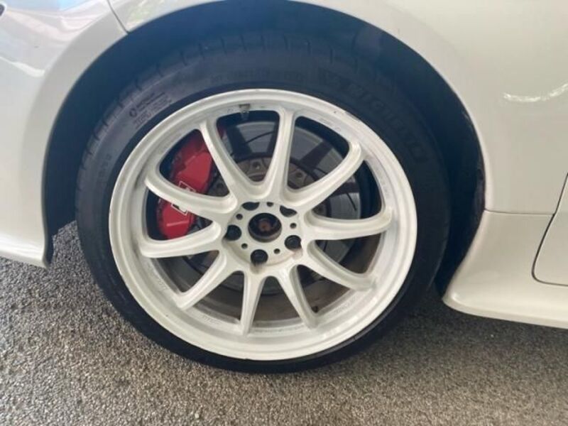 GR YARIS