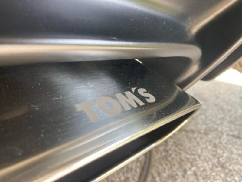 GR YARIS