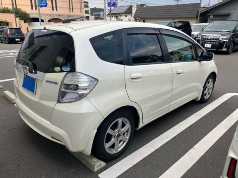FIT HYBRID