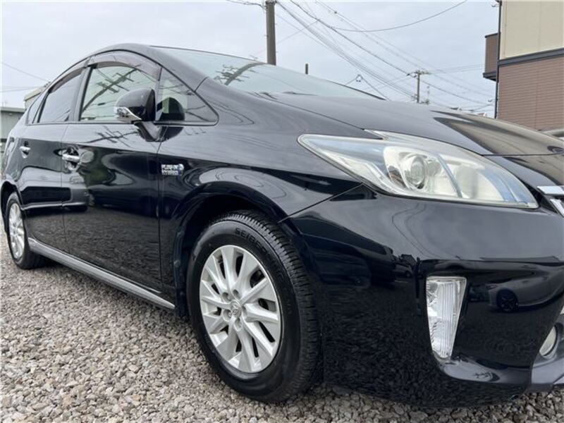PRIUS PHV