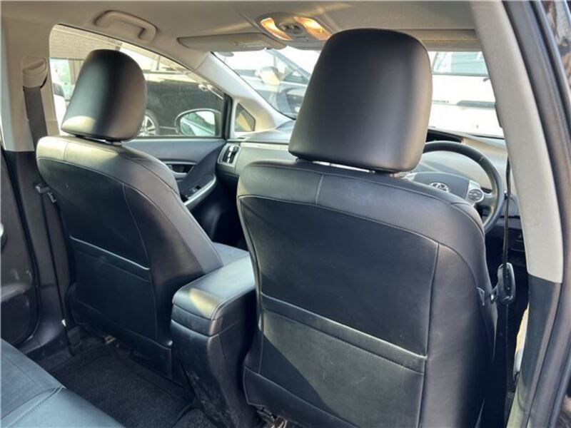 PRIUS PHV