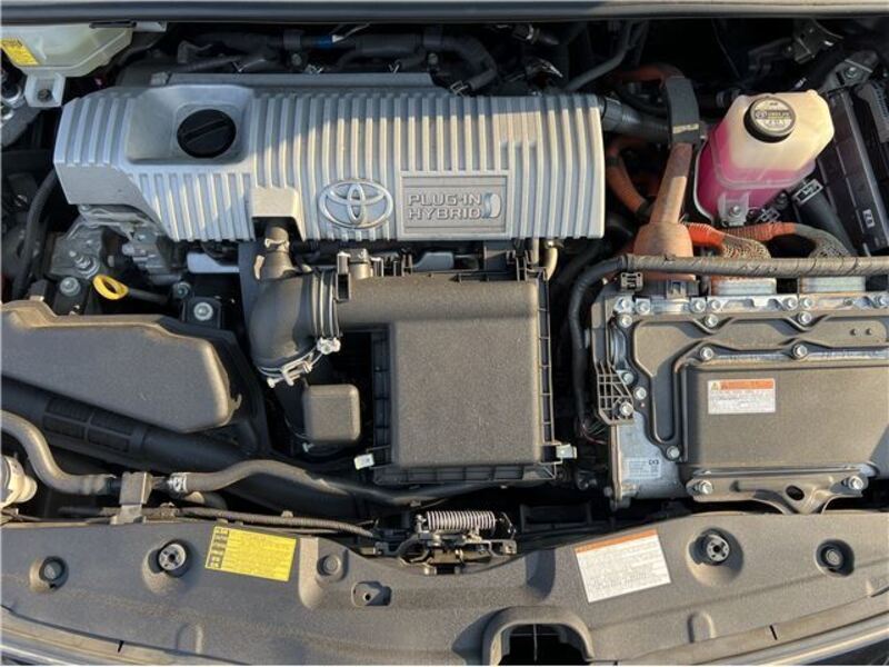 PRIUS PHV