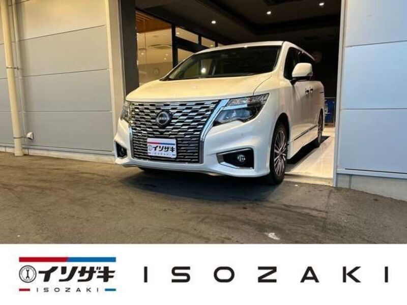 NISSAN ELGRAND