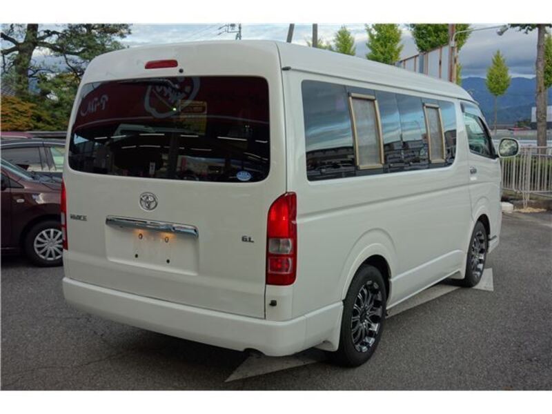 HIACE