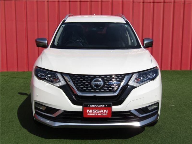 X-TRAIL