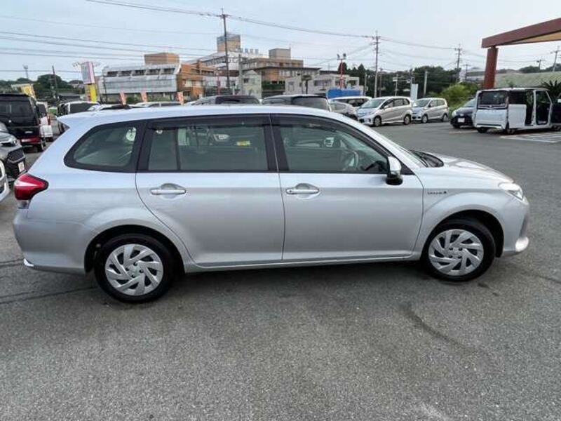 COROLLA FIELDER