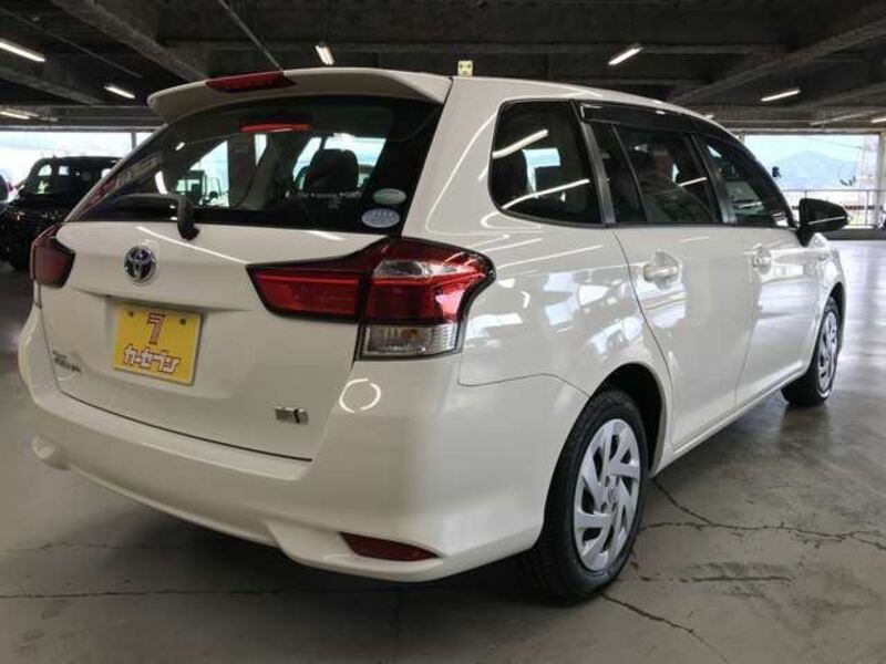 COROLLA FIELDER