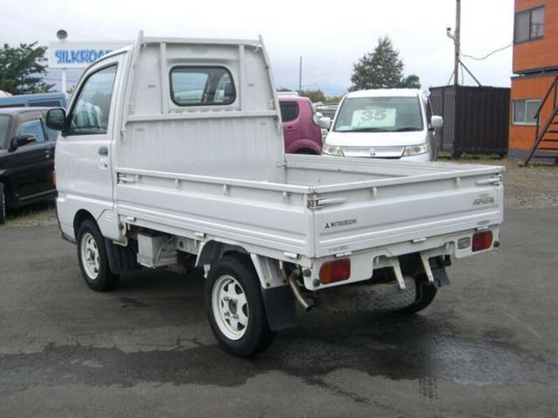 MINICAB TRUCK