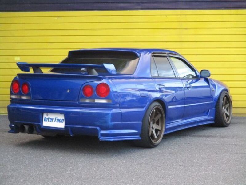 SKYLINE