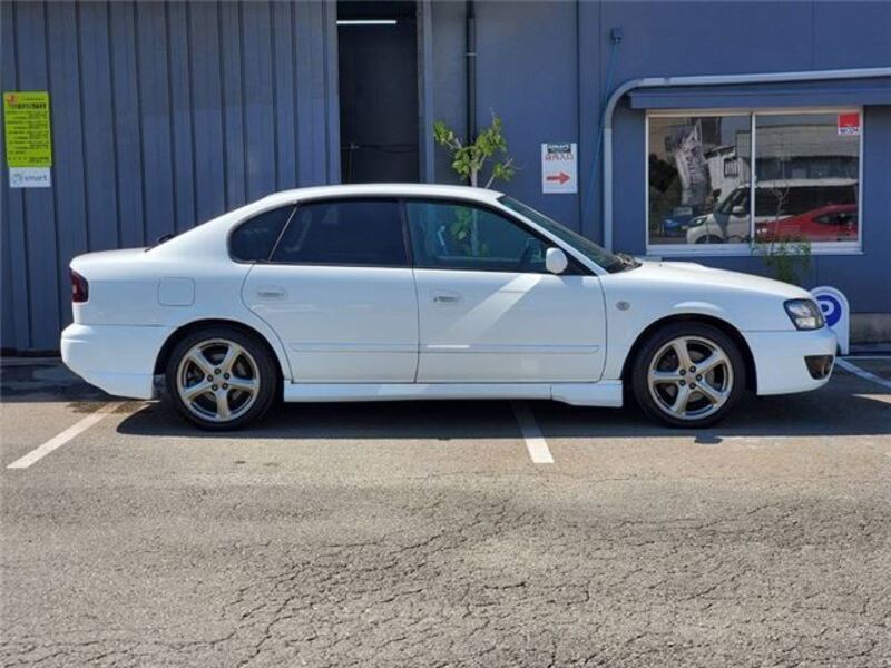 LEGACY B4