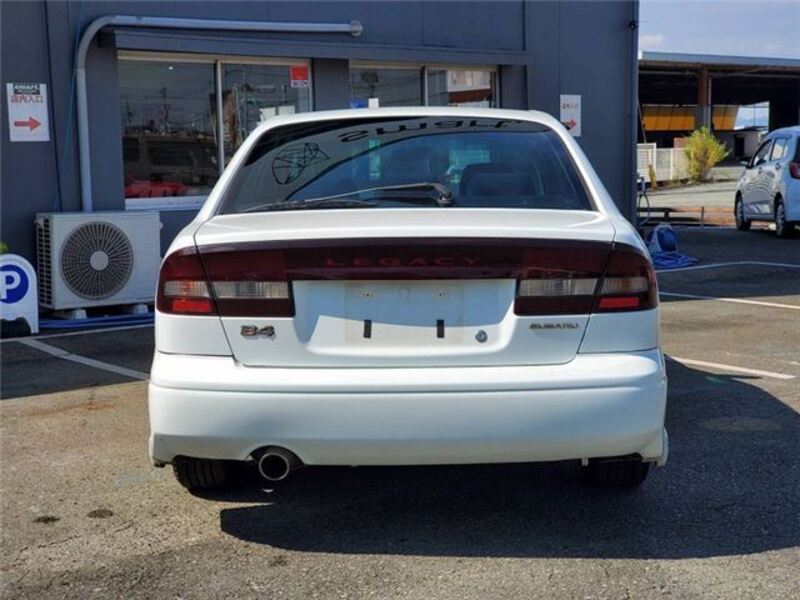 LEGACY B4