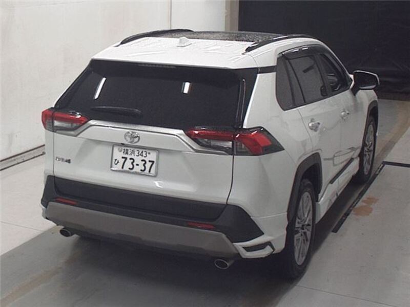 RAV4