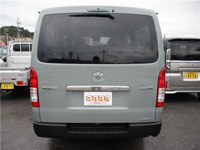 HIACE
