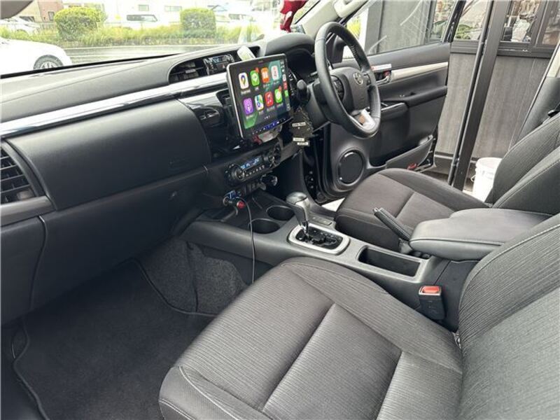 HILUX