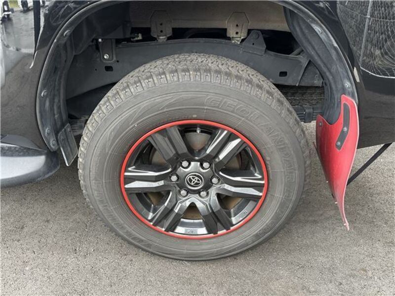 HILUX