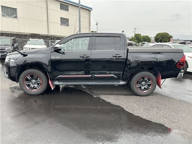 HILUX